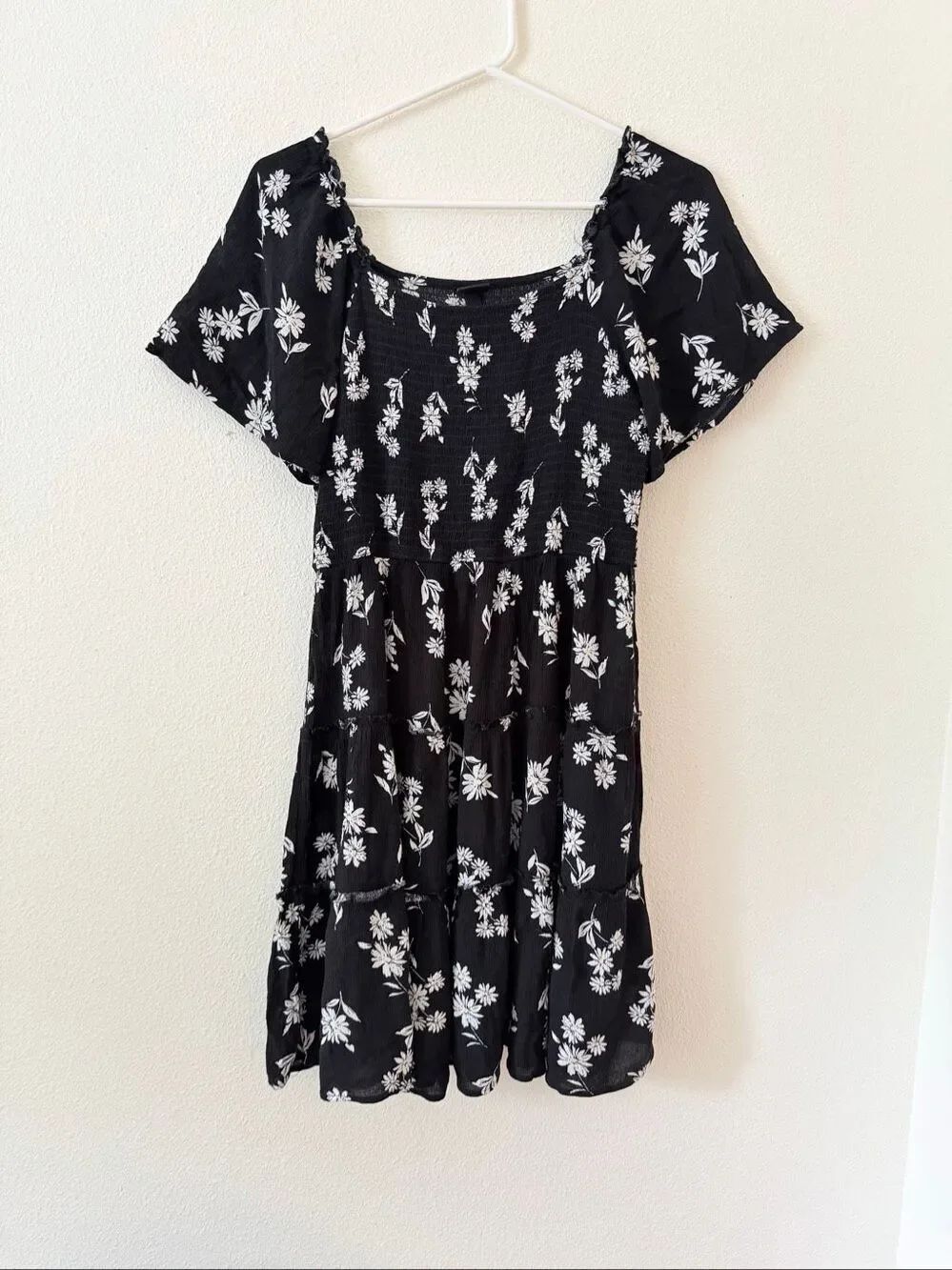 Art Class Girl Floral Black /White Dress size 18